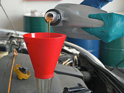 Vidange de l’huile moteur et remplacement du filtre à huile