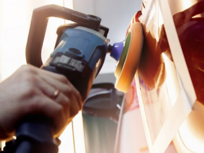 Le poli-lustrage de la carrosserie ou l’art du polissage