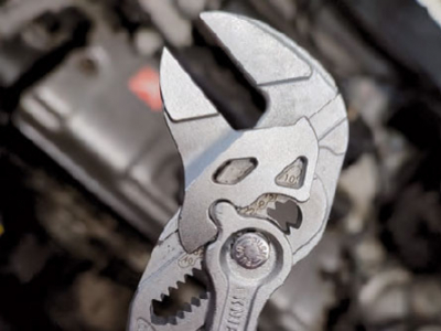 Nos experts ont aimé : la pince multi usages, clé à molette et multiprise !