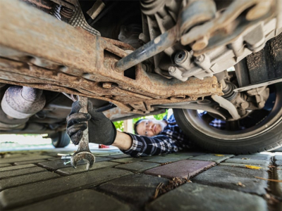 10 bonnes raisons de réparer sa voiture soi-même !
